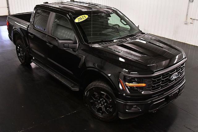 2025 Ford F-150 - $41,994