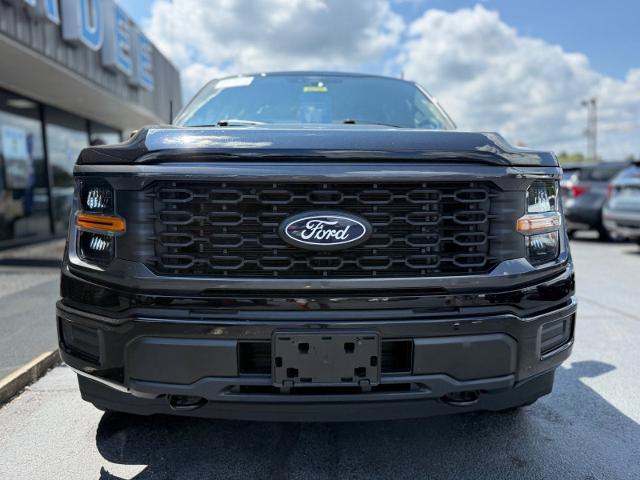 2025 Ford F-150 STX — photo 1 of 12
