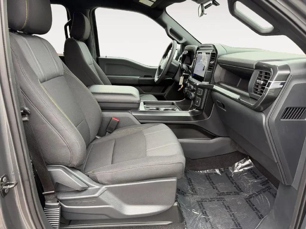 2025 Ford F-150 - $41,983