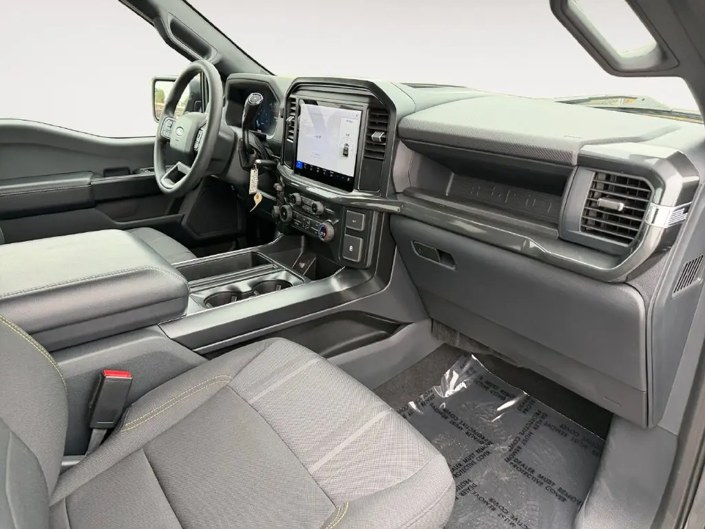 2025 Ford F-150 - $41,983