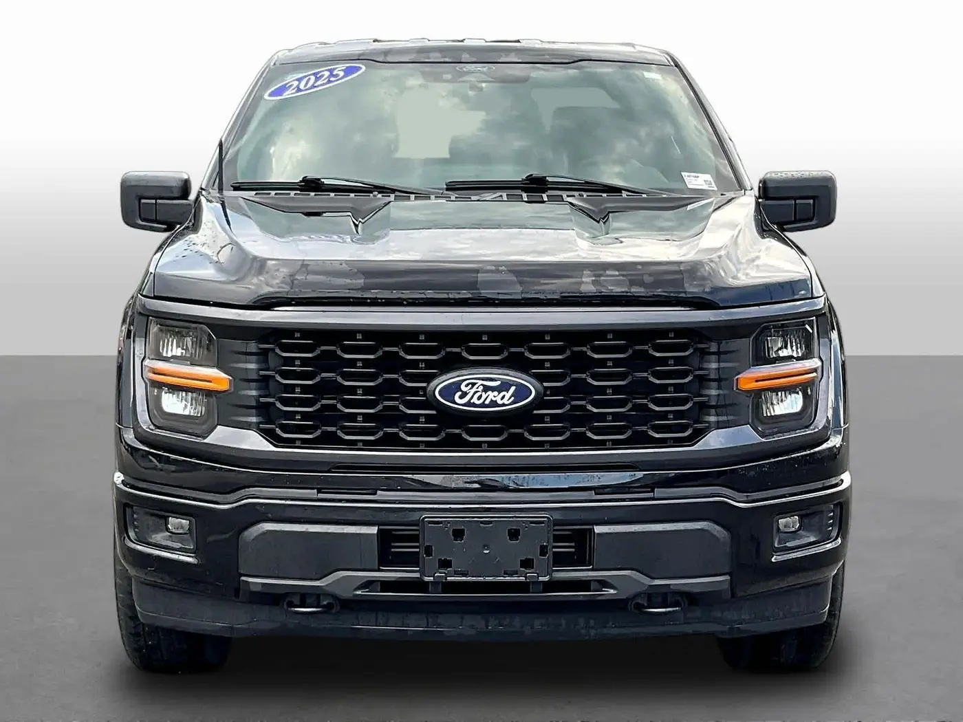 2025 Ford F-150 - $40,493
