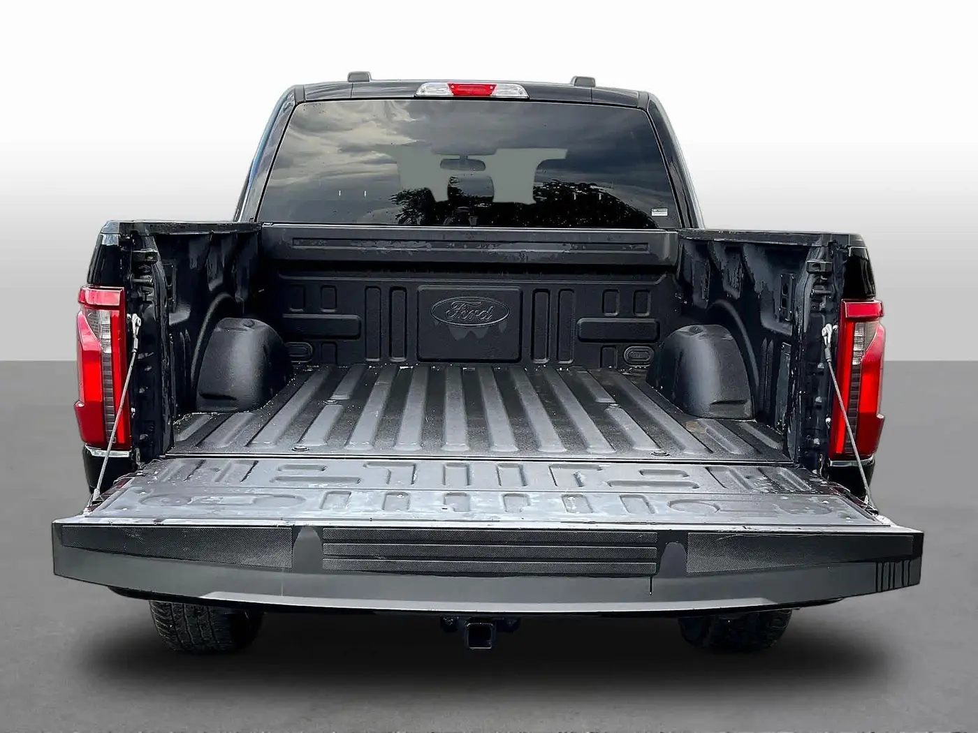 2025 Ford F-150 - $40,493