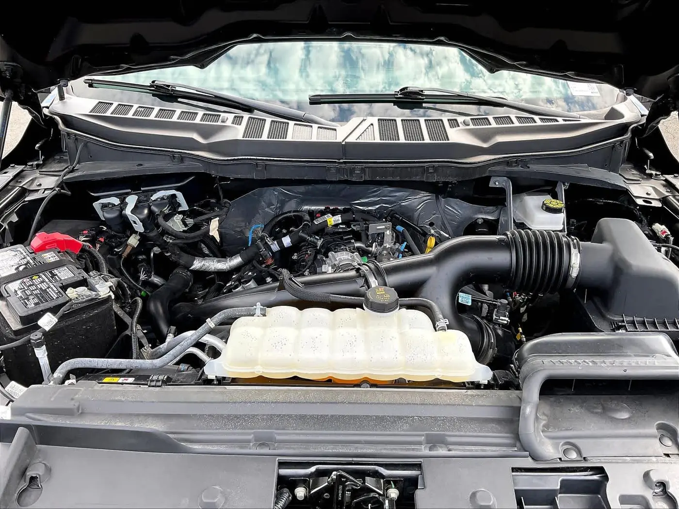 2025 Ford F-150 - $40,493