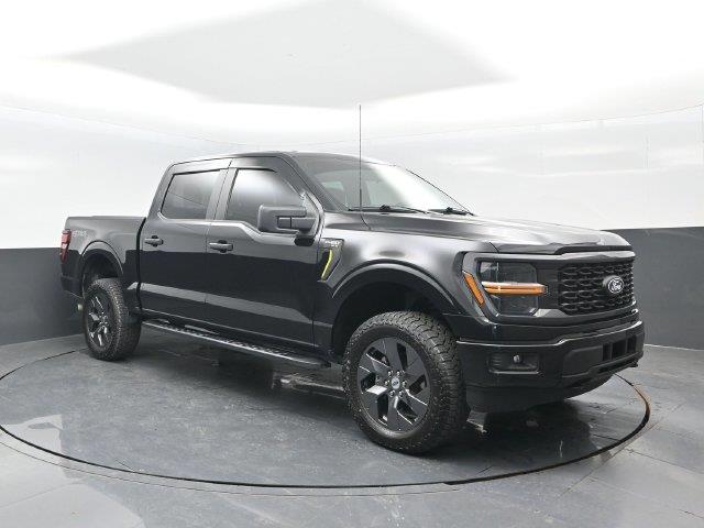 2025 Ford F-150 - $38,900