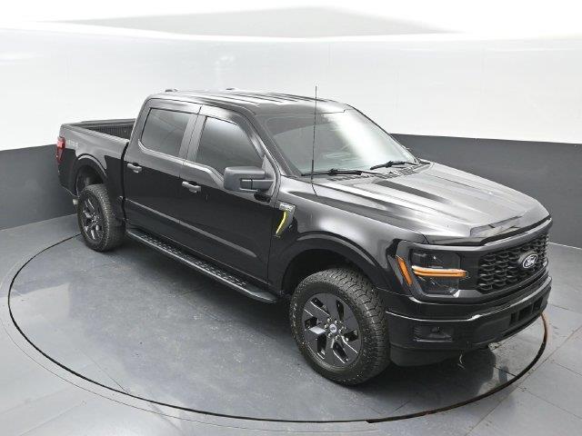 2025 Ford F-150 - $38,900