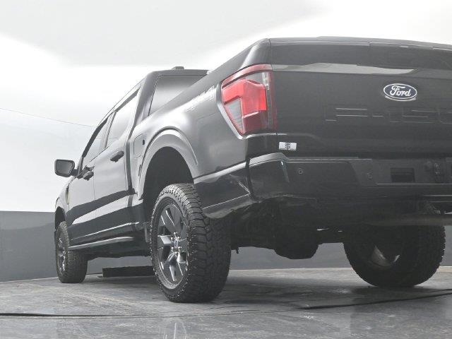 2025 Ford F-150 - $38,900