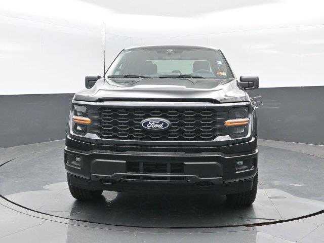 2025 Ford F-150 - $38,900