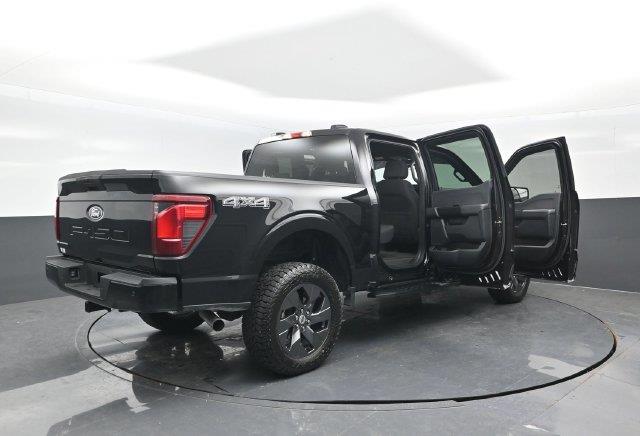 2025 Ford F-150 - $38,900