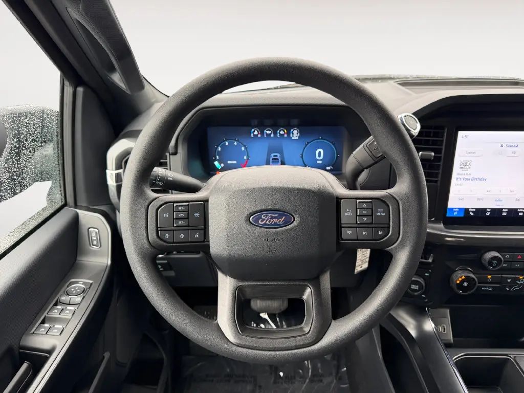 2025 Ford F-150 - $43,964