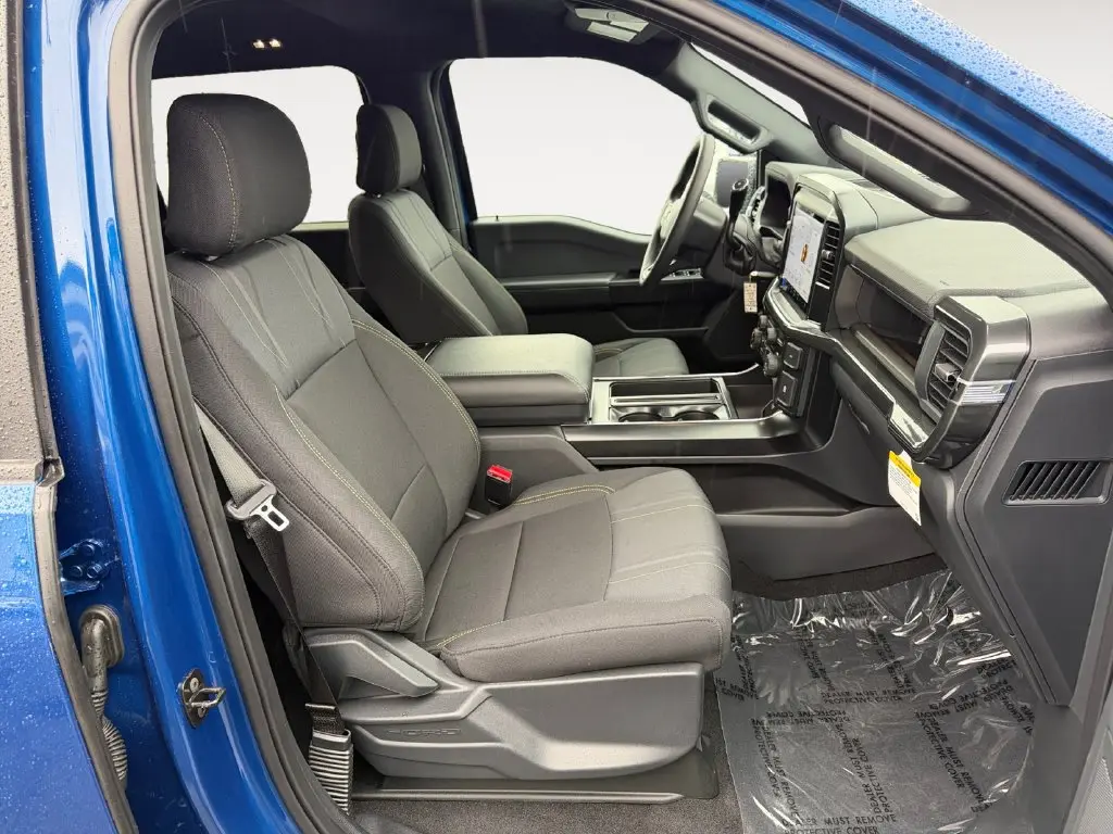 2025 Ford F-150 - $43,964