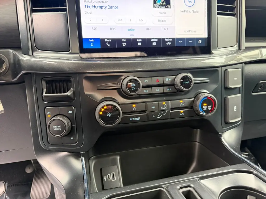 2025 Ford F-150 - $43,964