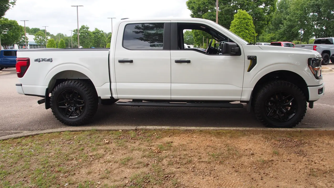 2025 Ford F-150 STX