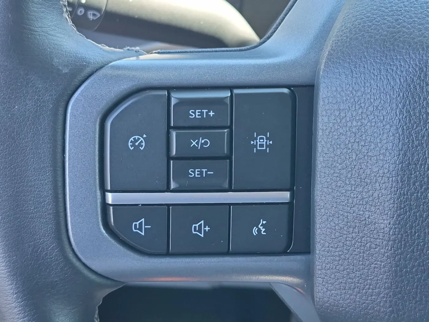 2025 Ford F-150 - $39,997