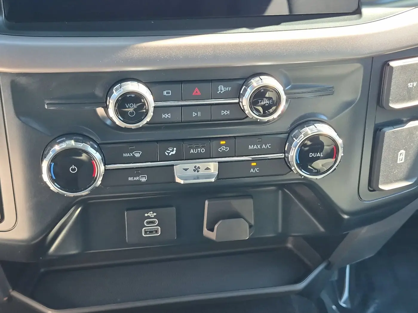 2025 Ford F-150 - $39,997
