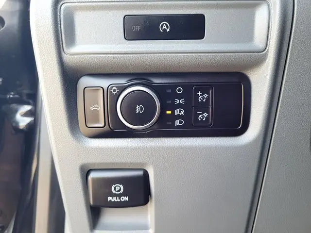 2025 Ford F-150 - $39,888