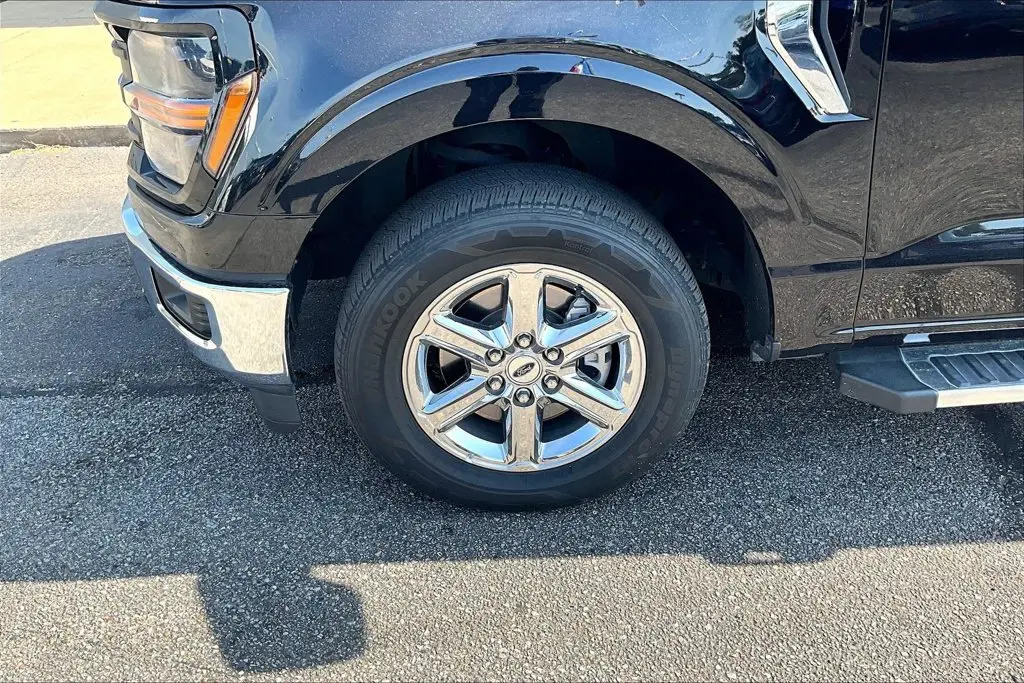 2025 Ford F-150 - $35,841