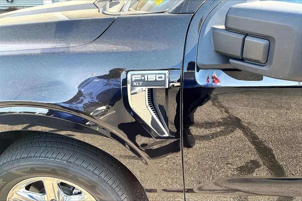 2025 Ford F-150 - $35,841