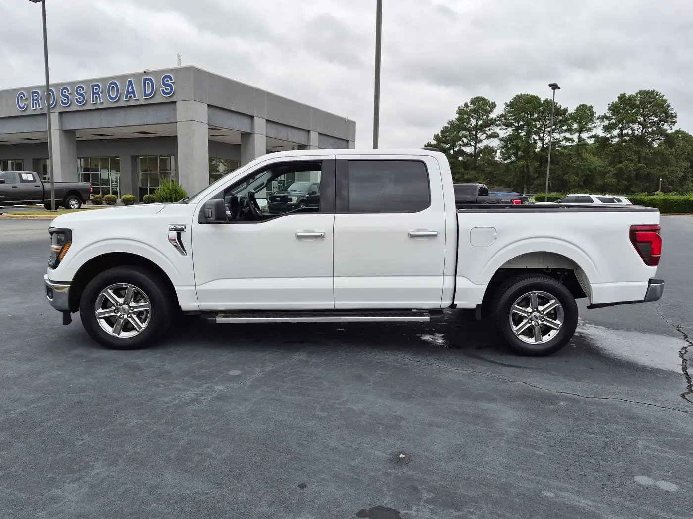 2025 Ford F-150 - $38,000