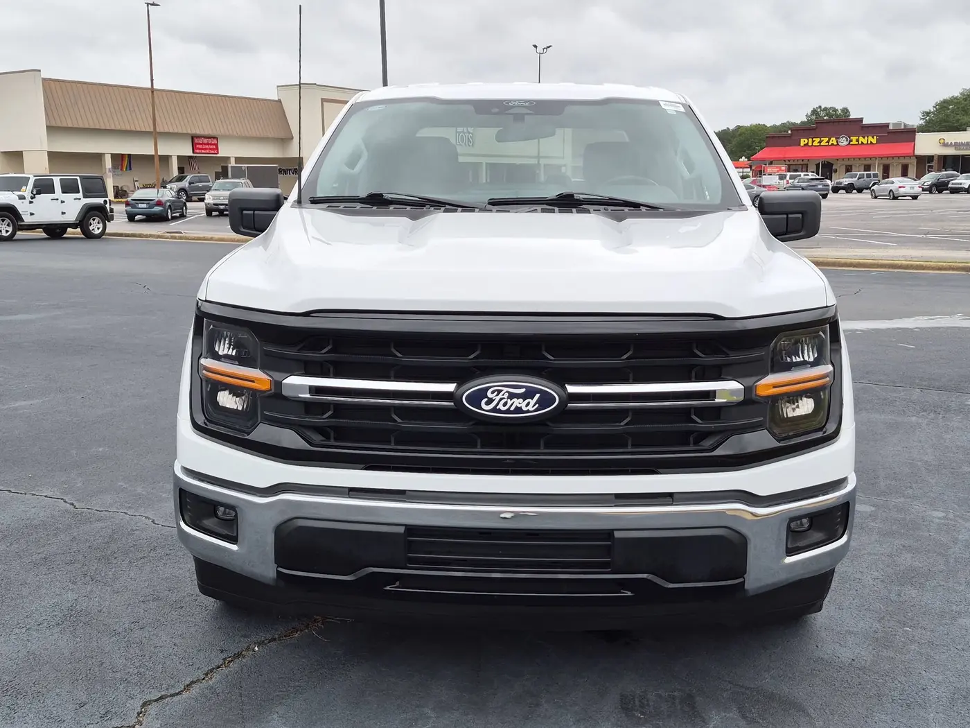2025 Ford F-150 - $38,000