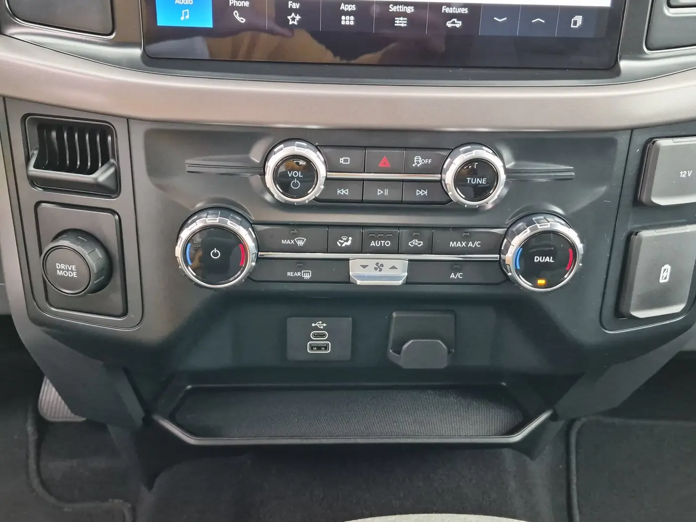 2025 Ford F-150 - $38,000