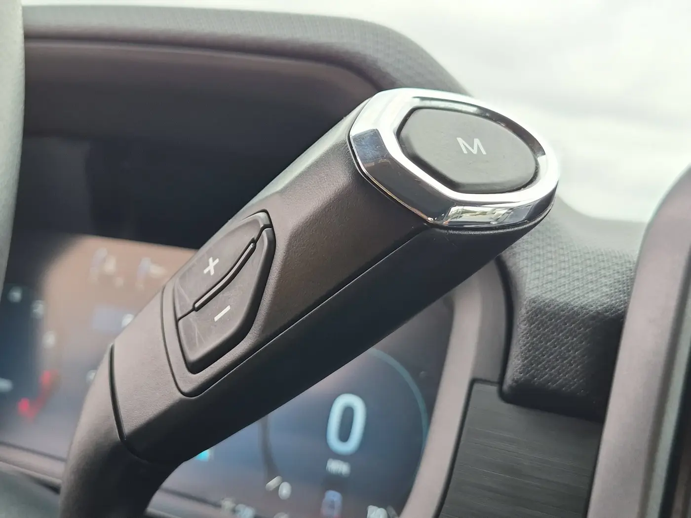 2025 Ford F-150 - $38,000