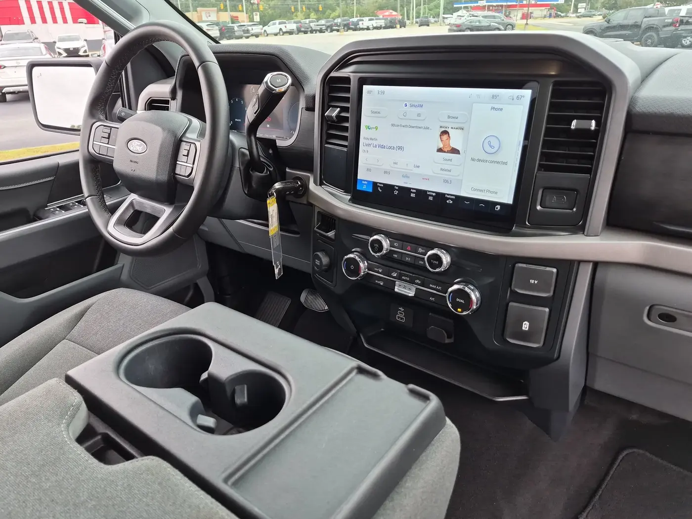 2025 Ford F-150 - $38,000