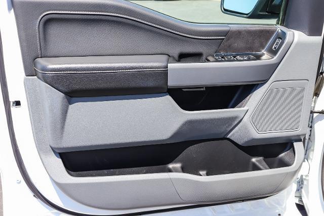 2025 Ford F-150 - $34,995
