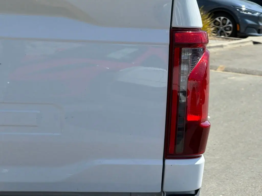 2025 Ford F-150 - $32,988