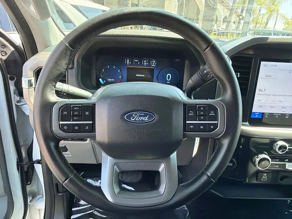 2025 Ford F-150 - $32,988