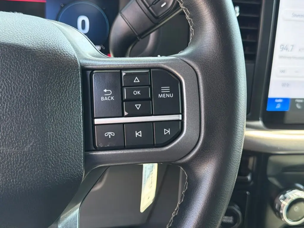 2025 Ford F-150 - $32,988