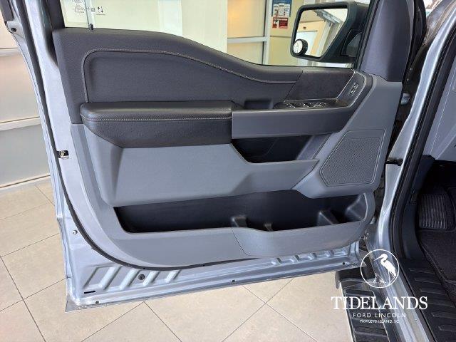 2025 Ford F-150 - $36,995