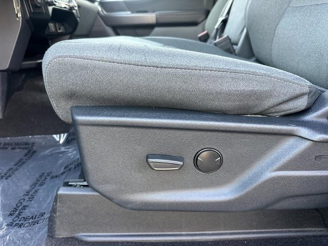 2025 Ford F-150 - $33,700