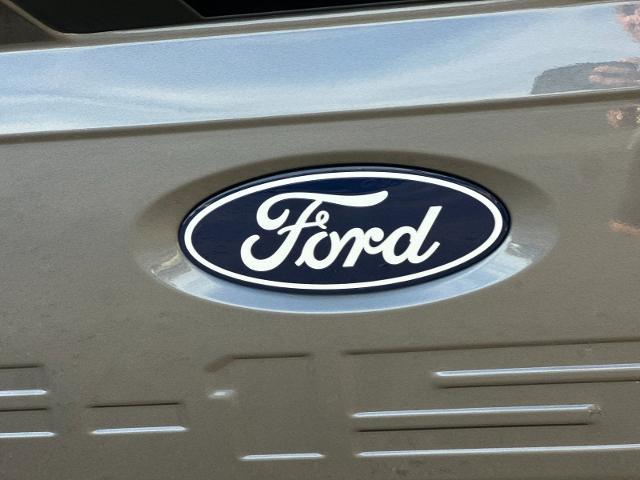 2025 Ford F-150 - $33,700