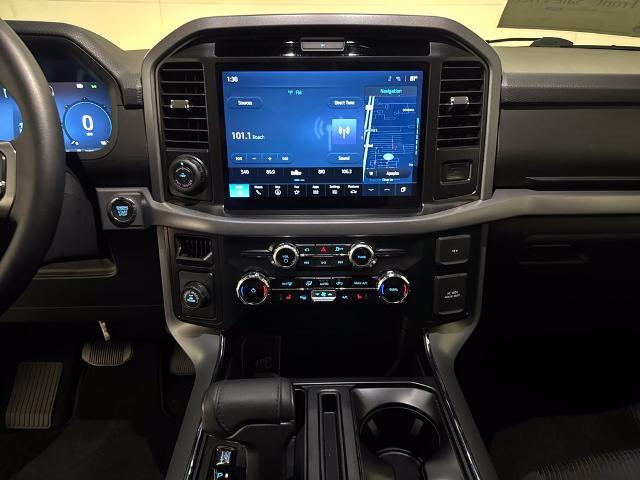 2025 Ford F-150 - $40,900
