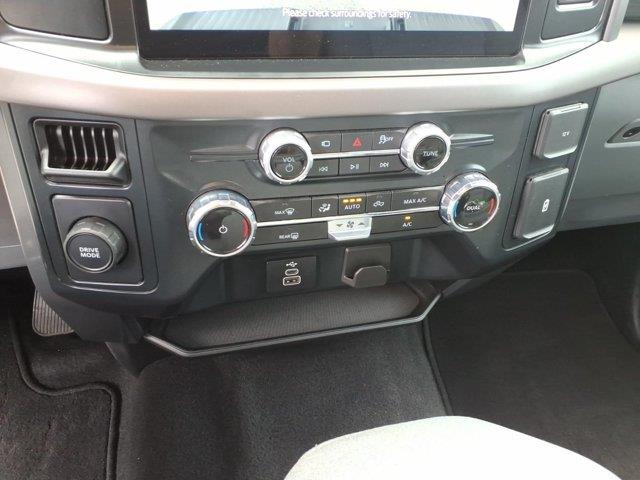 2025 Ford F-150 - $36,500