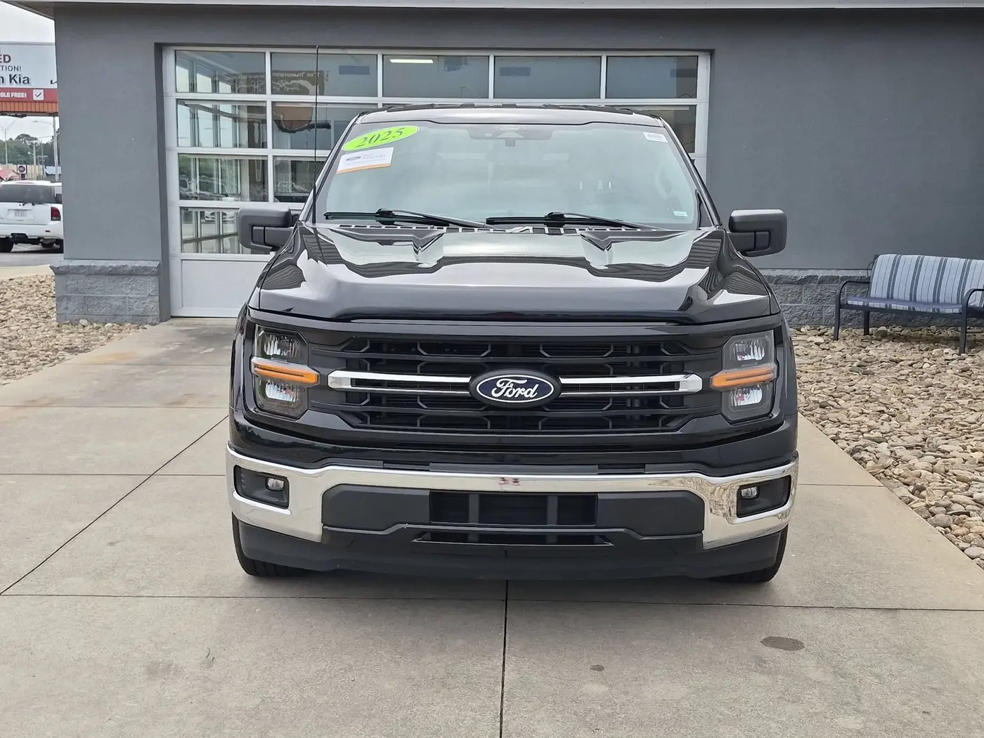 2025 Ford F-150 - $37,987