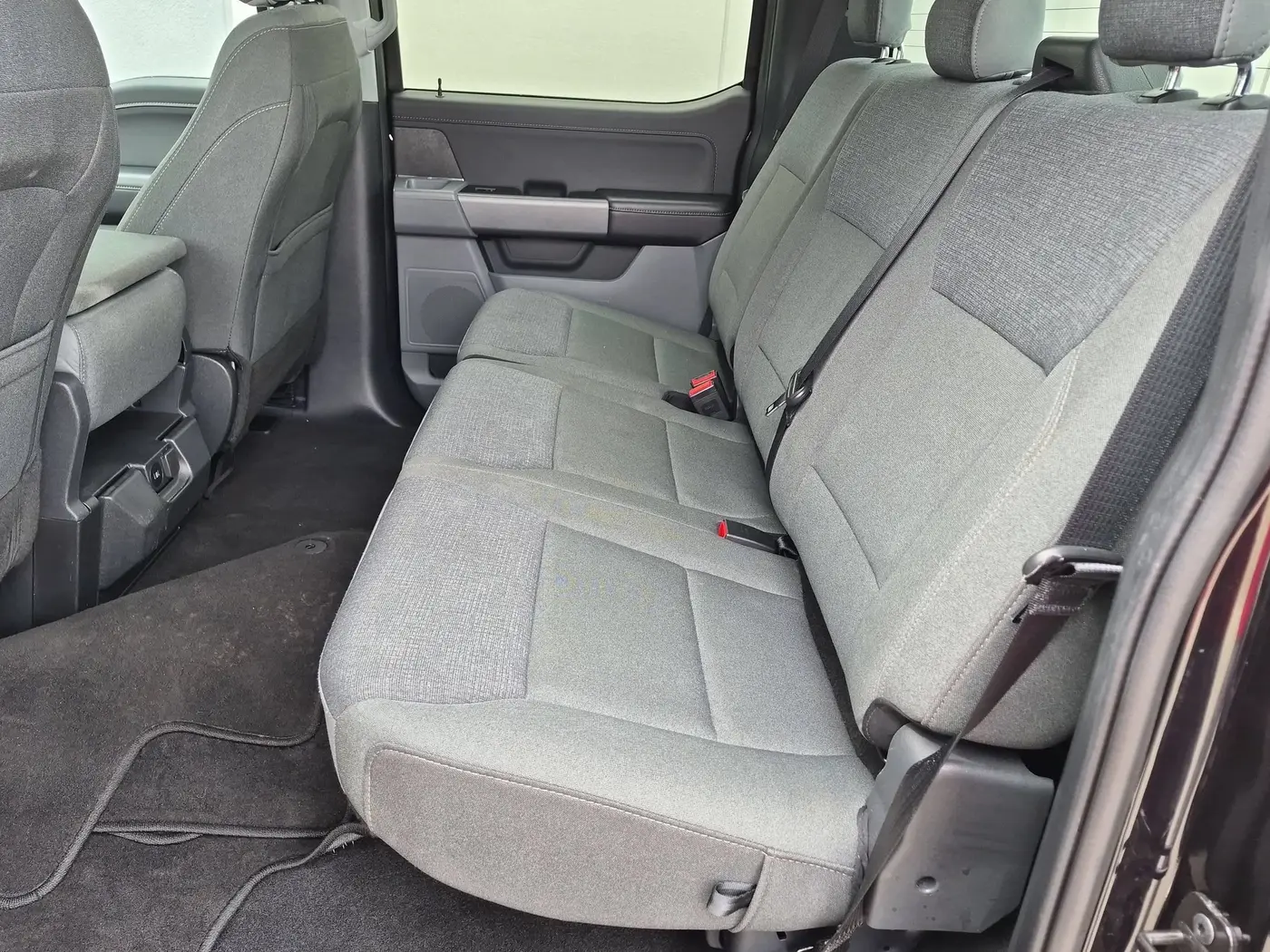 2025 Ford F-150 - $37,987