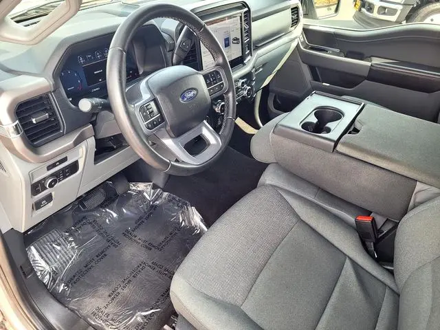 2025 Ford F-150 - $35,588