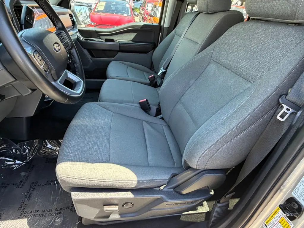 2025 Ford F-150 - $35,998