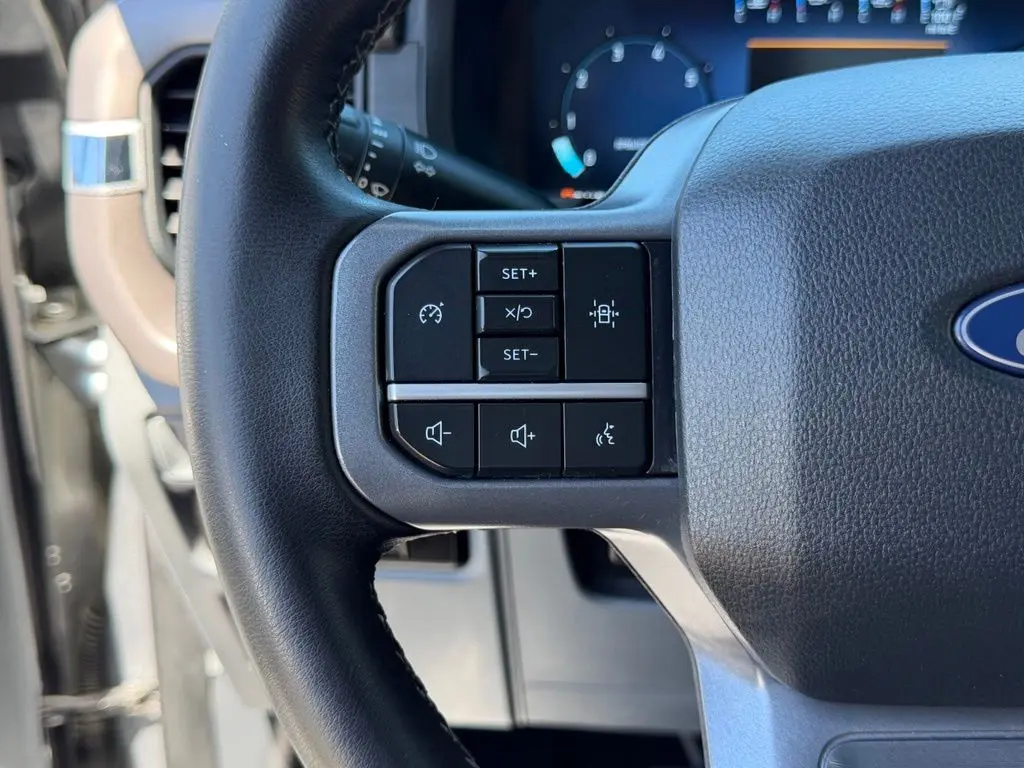 2025 Ford F-150 - $35,998