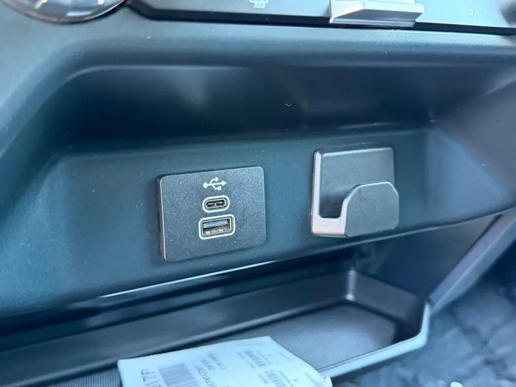 2025 Ford F-150 - $35,998