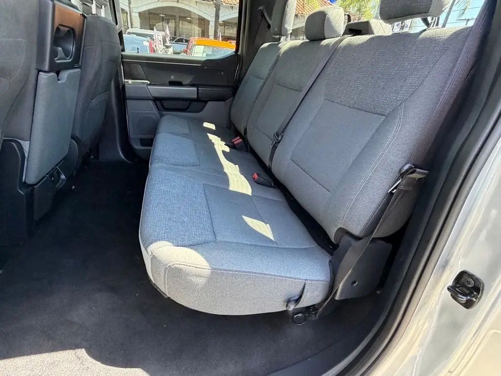 2025 Ford F-150 - $35,998