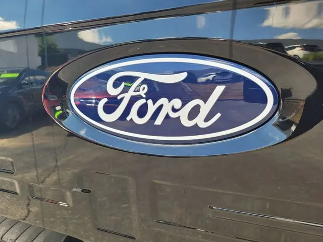 2025 Ford F-150 - $35,588