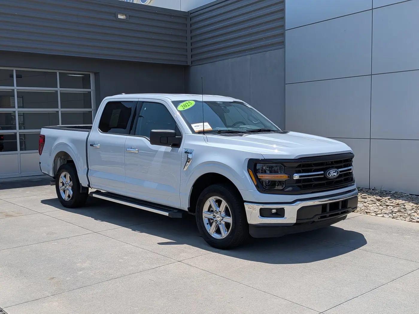 2025 Ford F-150 - $38,987