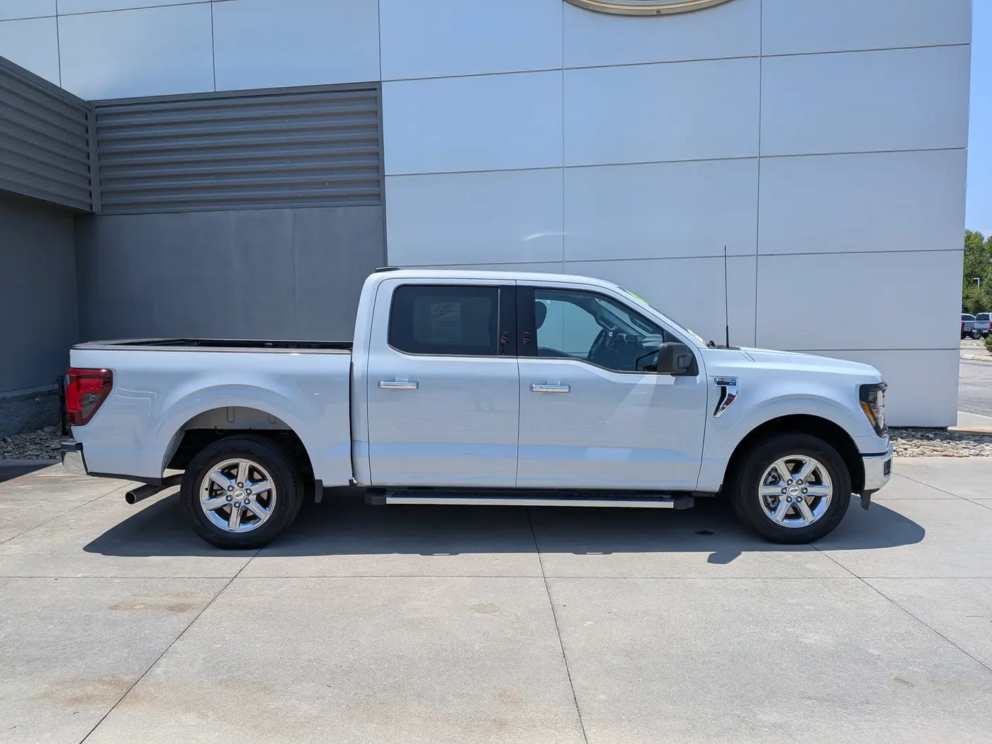 2025 Ford F-150 - $38,987