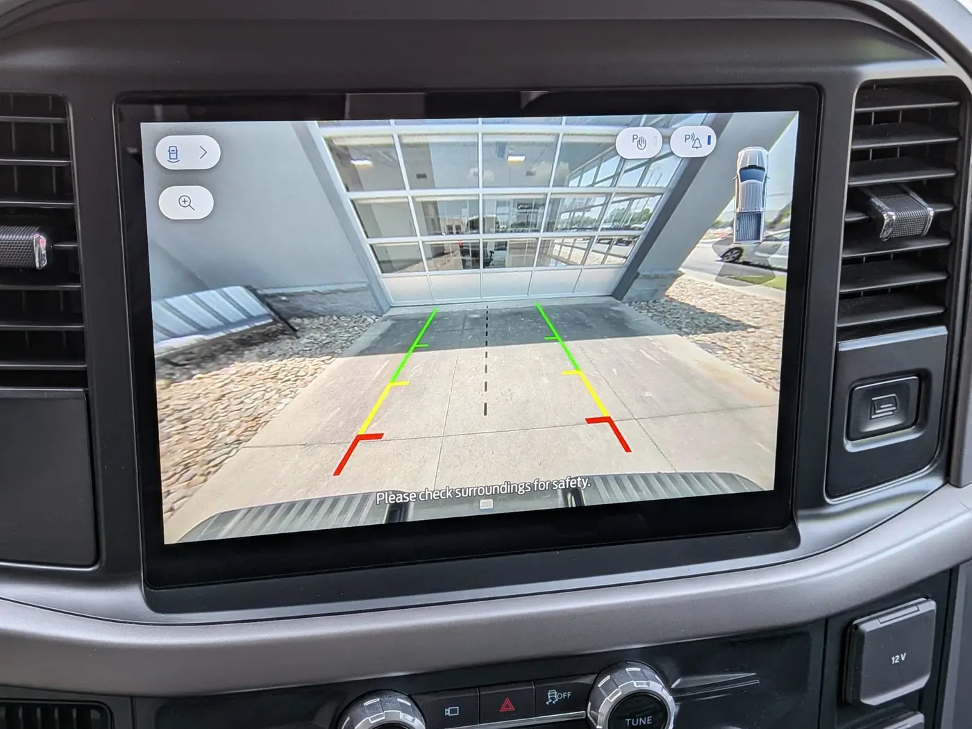 2025 Ford F-150 - $38,987