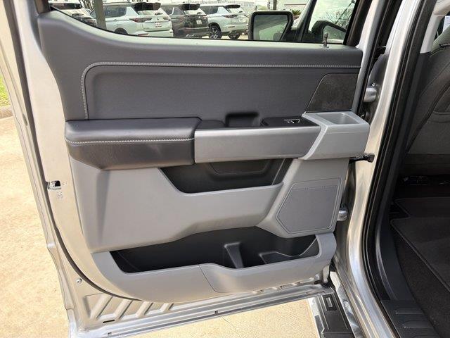 2025 Ford F-150 - $43,774