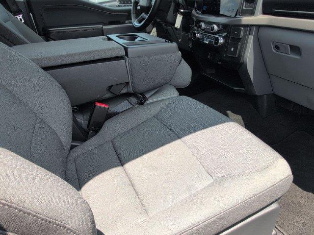 2025 Ford F-150 - $40,858