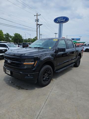 2025 Ford F-150 - $41,999