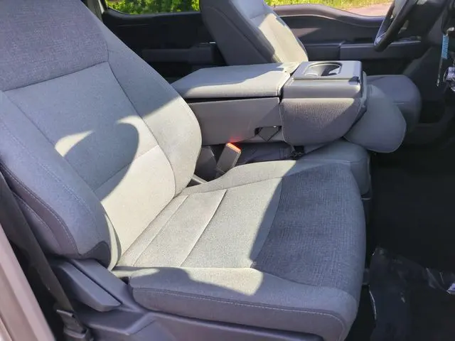 2025 Ford F-150 - $39,499
